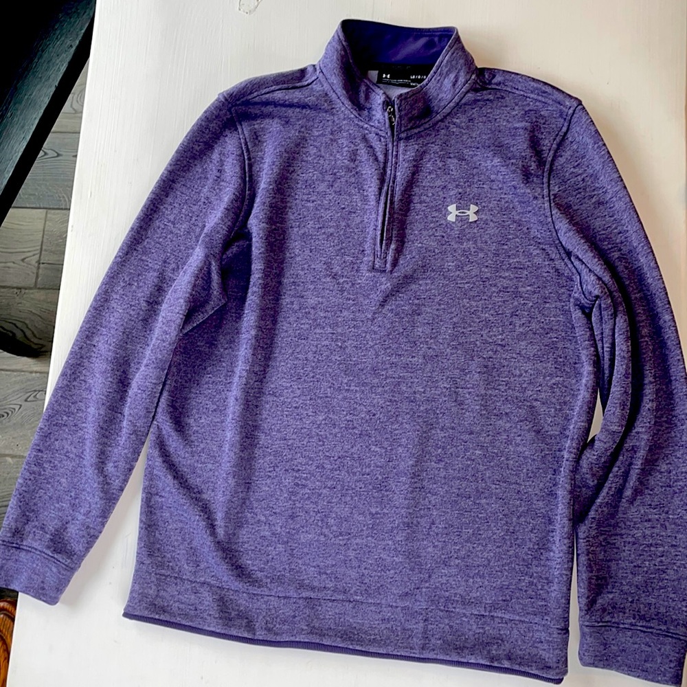 Boys Youth  NWOT Under Armor Golf Fleece. Purple Grey Color